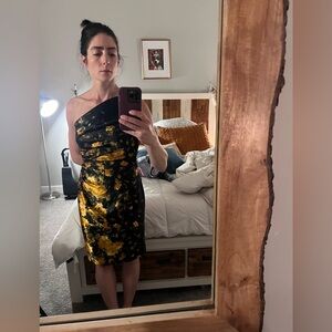 Women’s formal dress